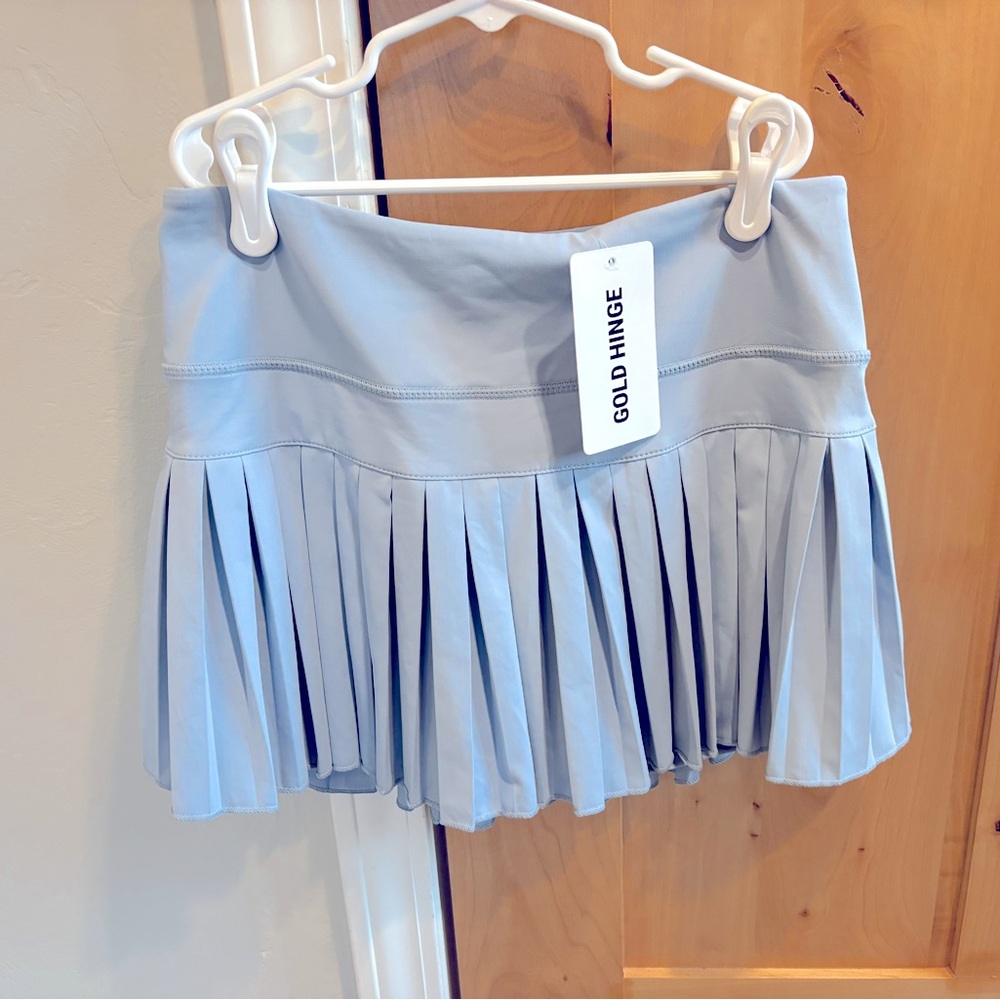 Size M Gold Hinge skirt (new with tags)